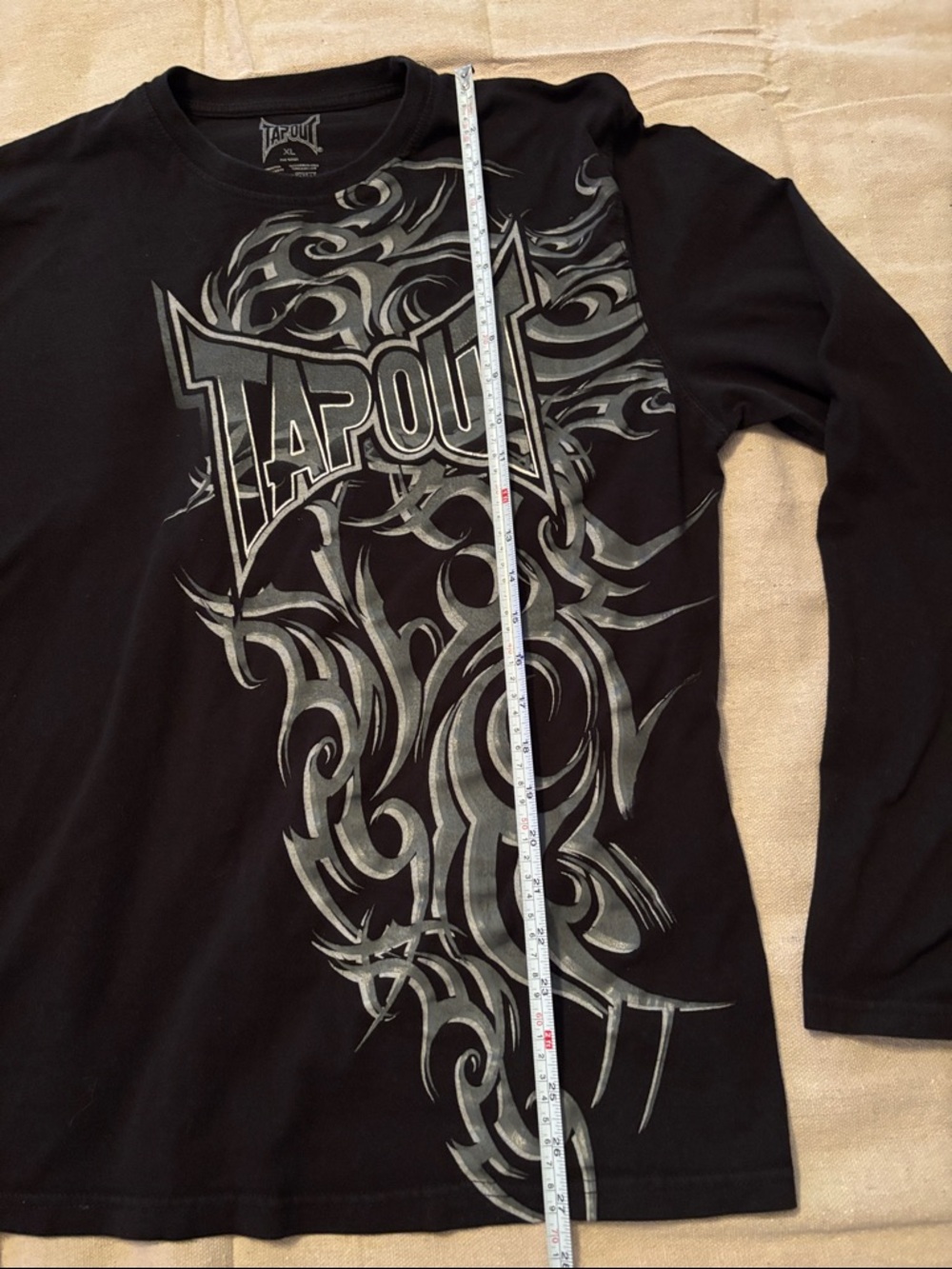 Tapout Black Long-Sleeve Tribal Graphic Tee with Silver Design XL - Picture 4 of 7